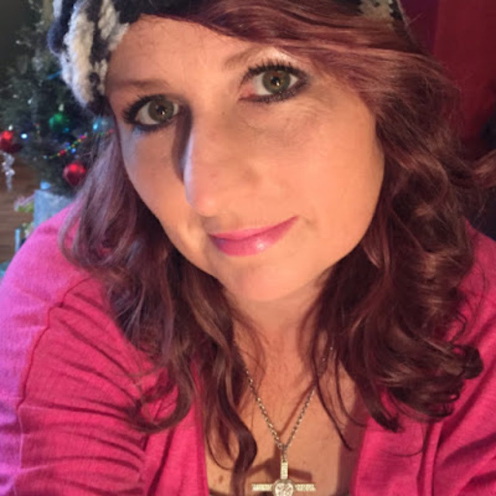 Meet your Posher, Carolyn